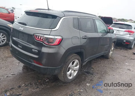 2021 Jeep Compass Latitude Fwd z USA, uszkodzony, nr VIN 3C4NJCBB4MT518141